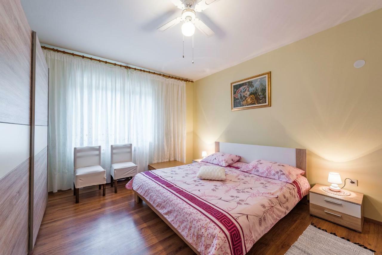 Apartment Sandi Tinjan Exterior foto